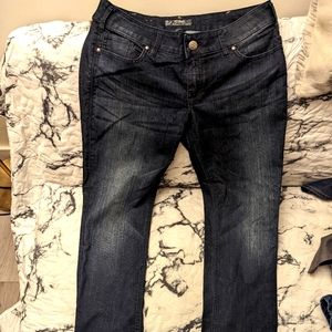 NWT Silver Suki skinny jeans size 34